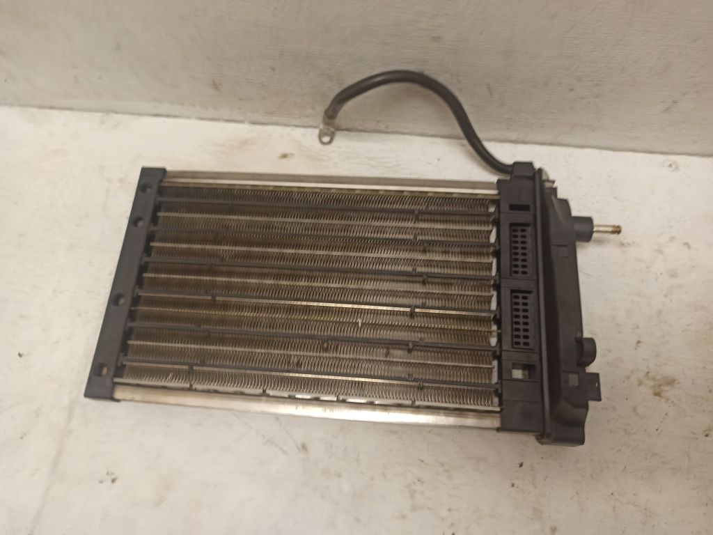 Электрический радиатор печки BMW