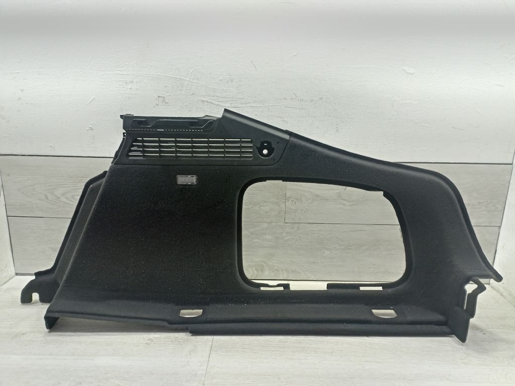 Обшивка багажника Audi
