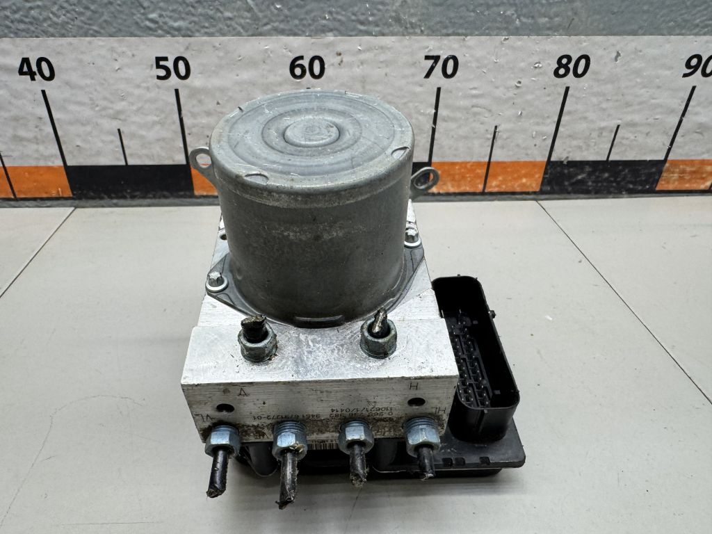 Блок ABS (насос) 