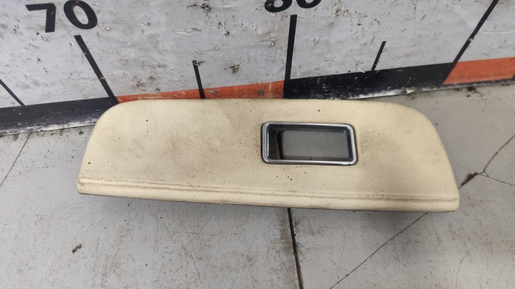 Накладка задней двери Bentley