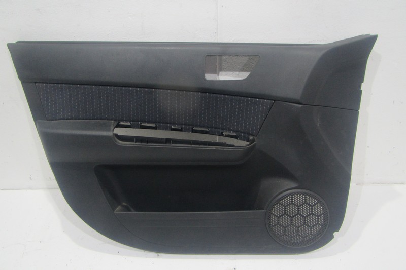 Обшивка двери передней левой Hyundai