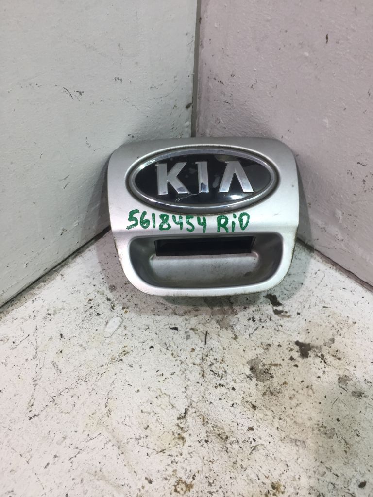 Ручка наружная крышки багажника Kia