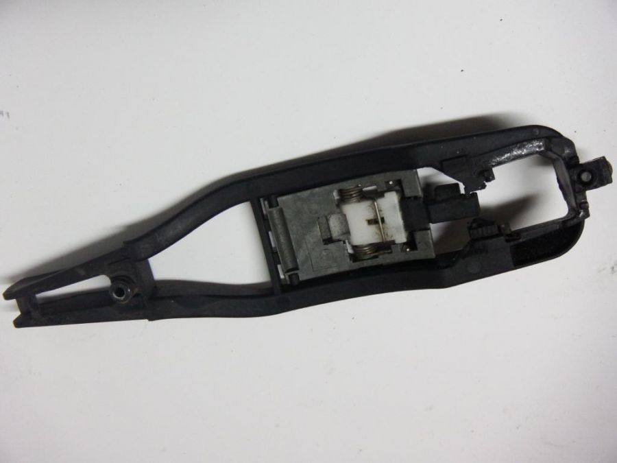 Механизм ручки передней правой двери BMW