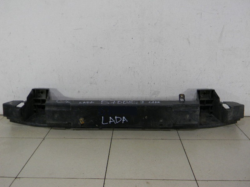Усилитель переднего бампера Lada
