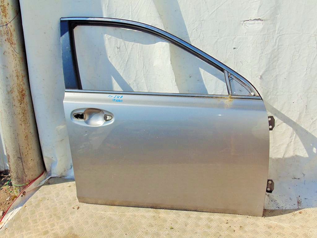 Дверь передняя правая Subaru