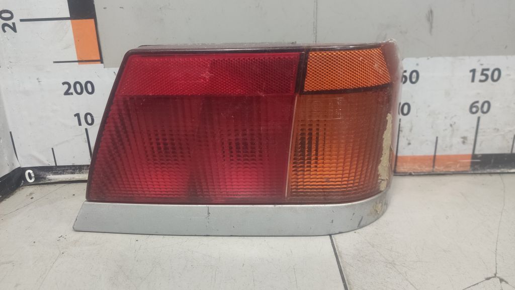 Фонарь задний правый наружный Lada