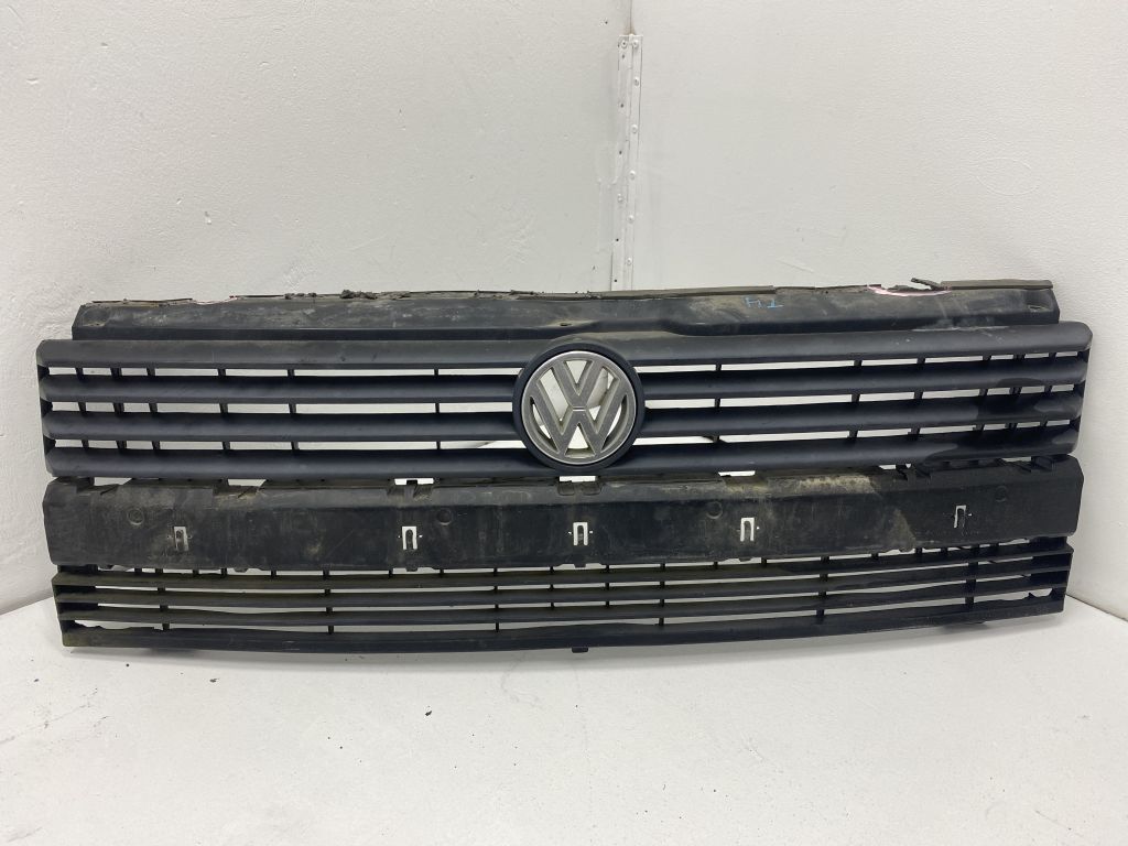 Декоративная решетка радиатора Volkswagen