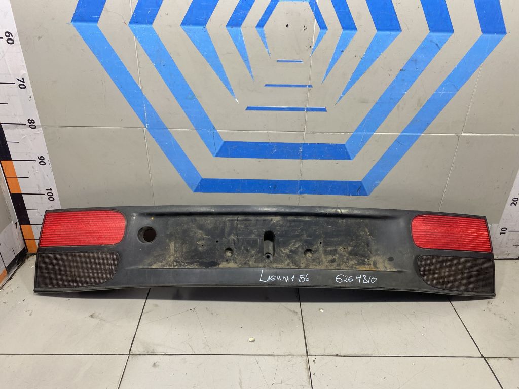 Накладка двери багажника Renault