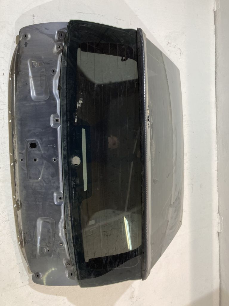Дверь багажника Citroen