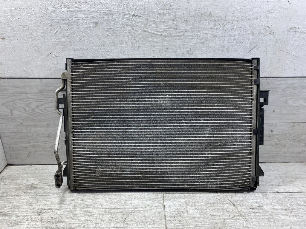 Радиатор кондиционера Mercedes