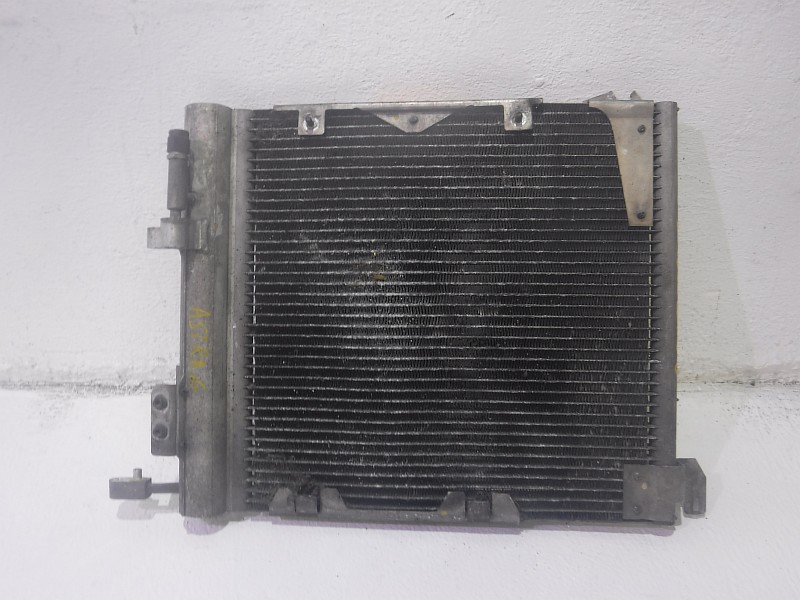 Радиатор кондиционера Opel
