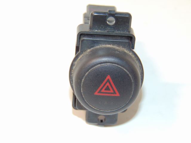Кнопка аварийной сигнализации Honda