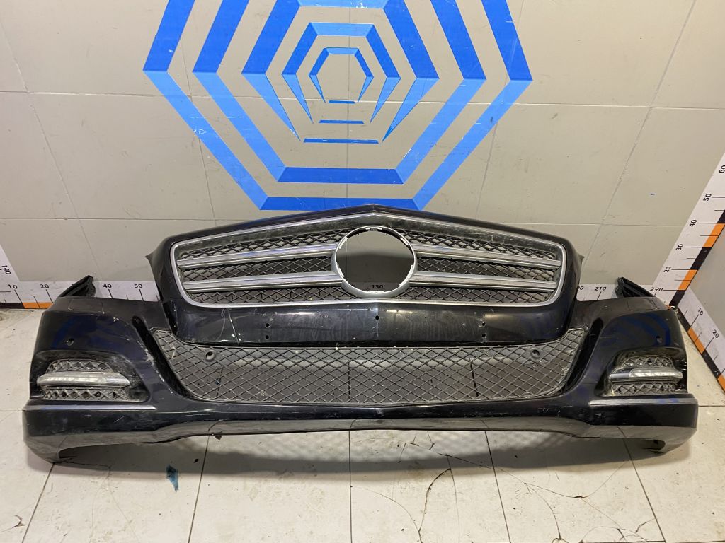 Бампер передний Mercedes