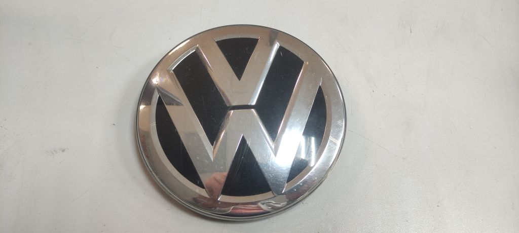 Эмблема Volkswagen