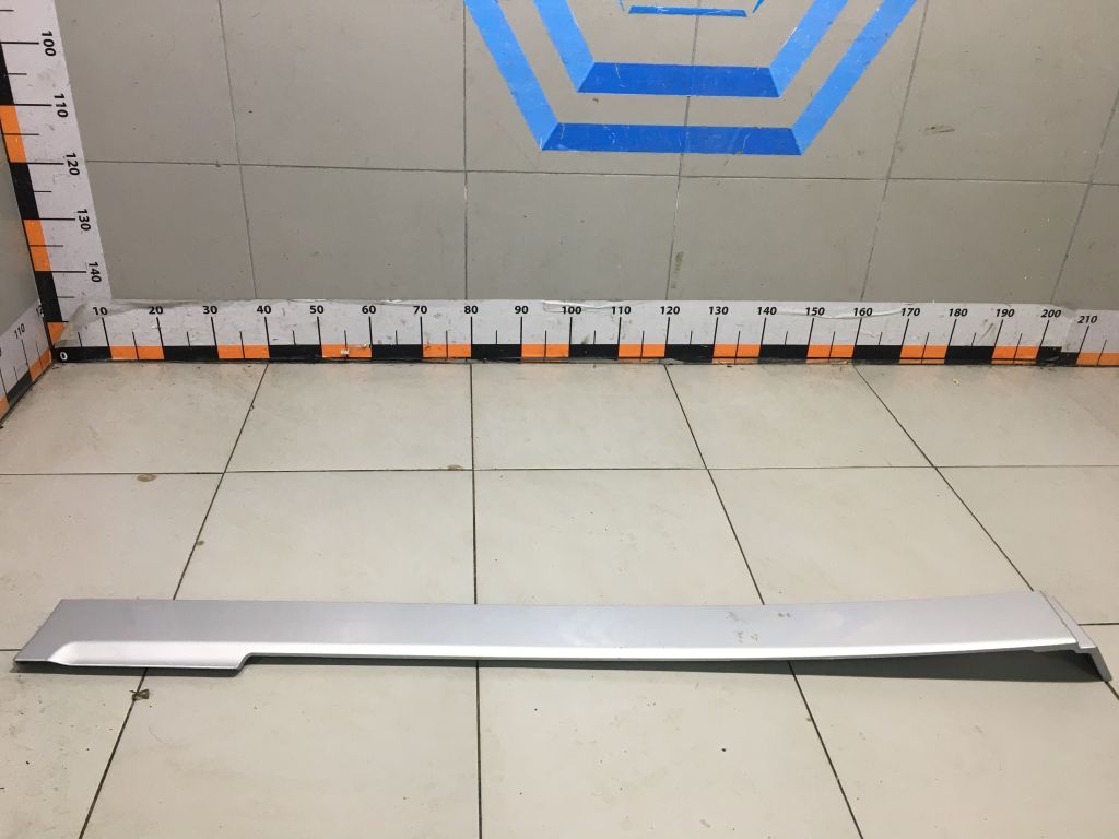 Накладка заднего крыла правого 