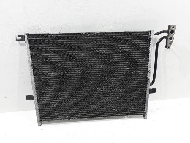 Радиатор кондиционера BMW