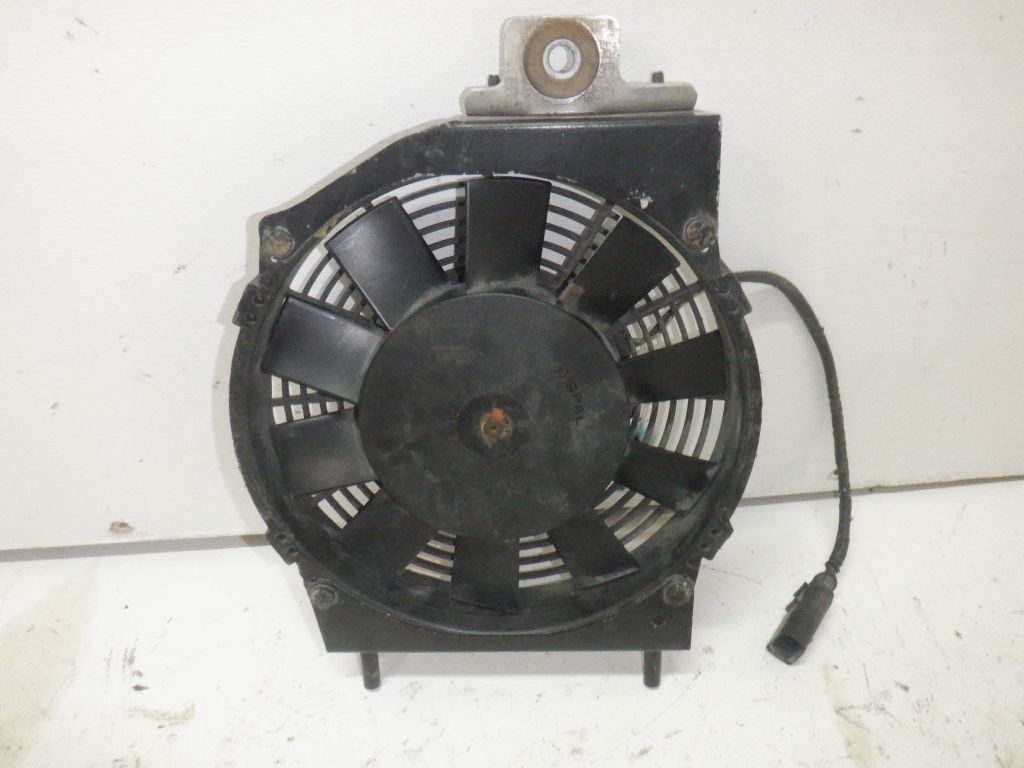 Вентилятор радиатора Audi