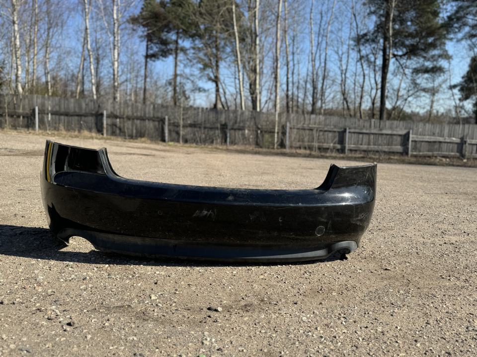Бампер задний 