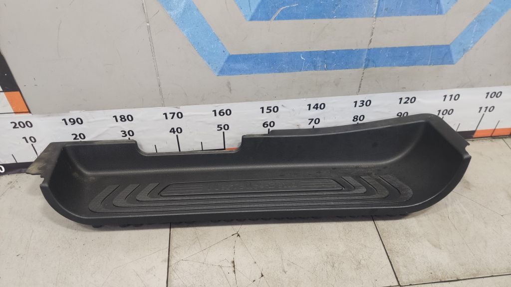 Накладка на порог внутренняя Mercedes