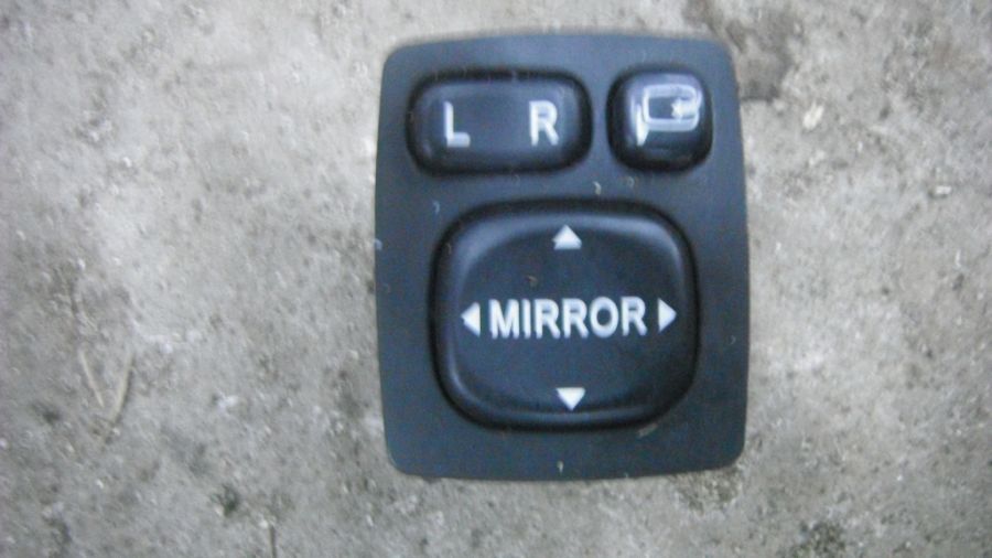 Кнопка Toyota
