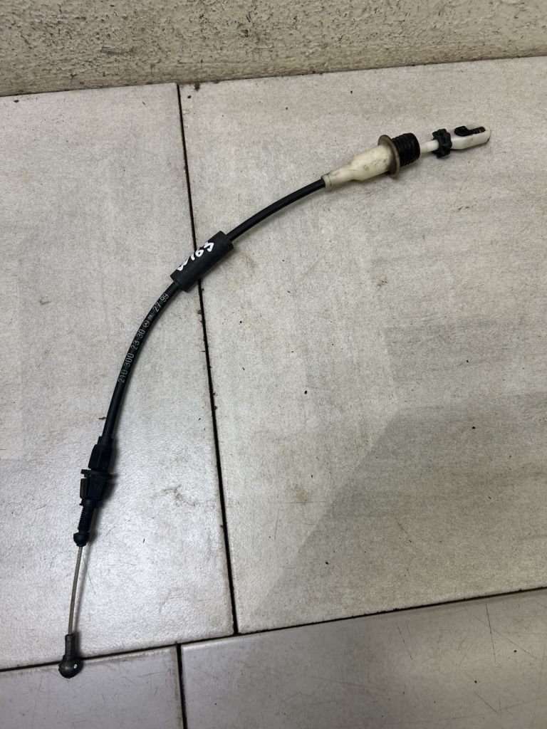Трос газа Mercedes