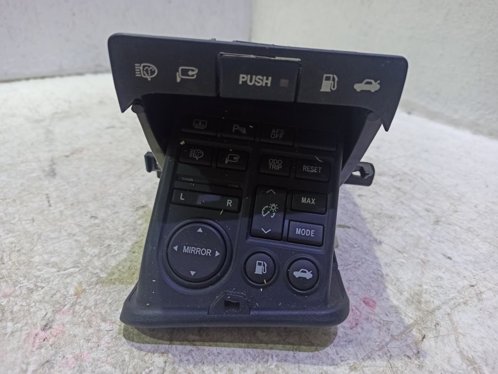 Блок кнопок Lexus