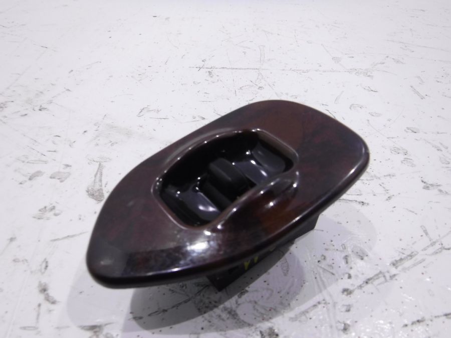 Кнопка стеклоподъемника Subaru