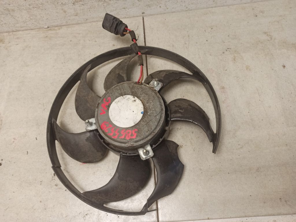 Моторчик вентилятора радиатора Volkswagen
