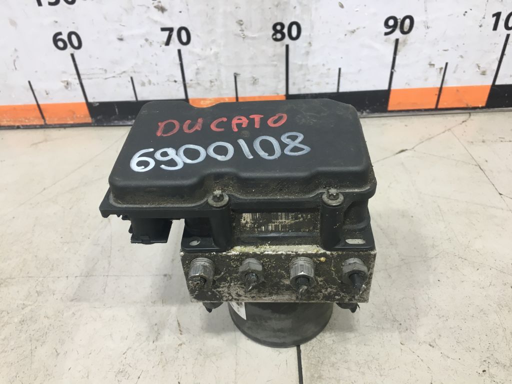Блок ABS (насос) 