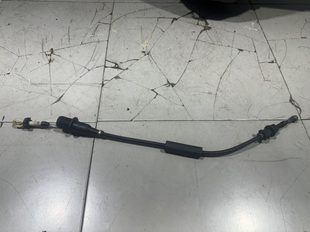 Трос газа Mercedes