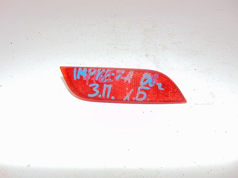 Катафот задний правый в бампер Subaru