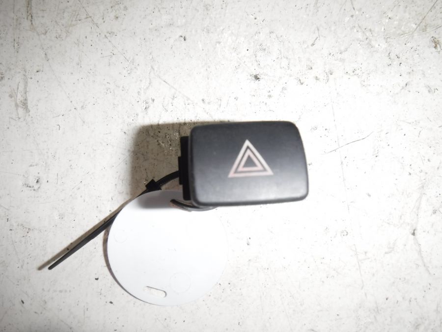 Кнопка аварийной сигнализации Hyundai