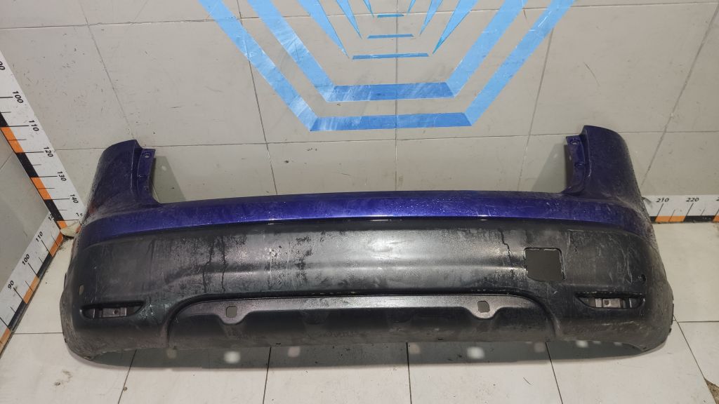 Бампер задний Nissan