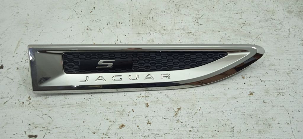 Молдинг переднего правого крыла Jaguar