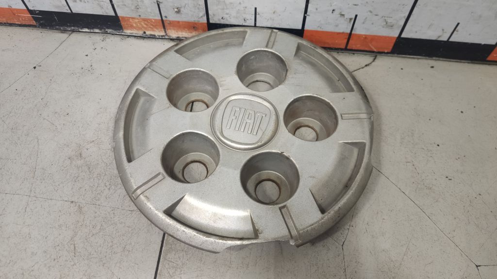 Колпак стального диска 