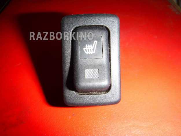 Кнопка обогрева сидений Mazda
