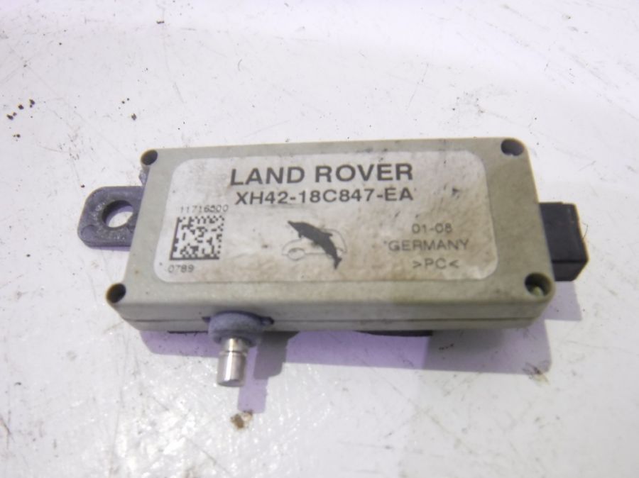 Антенный усилитель Land Rover