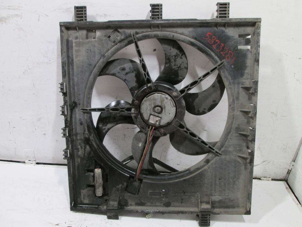 Вентилятор радиатора Mercedes