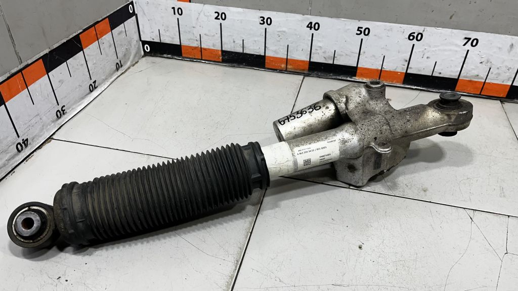 Амортизатор задний правый 
