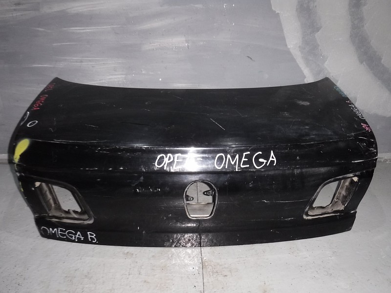Крышка багажника Opel