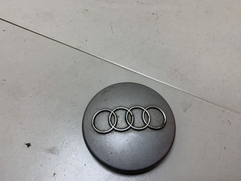 Колпачок литого диска Audi