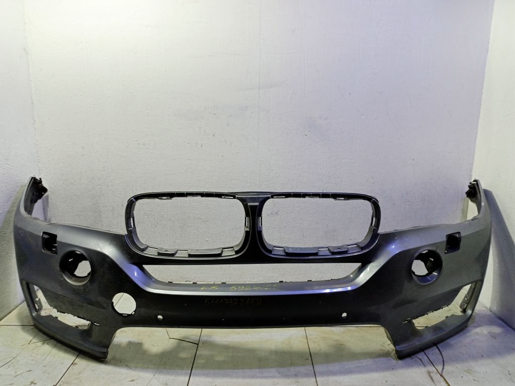 Бампер передний BMW