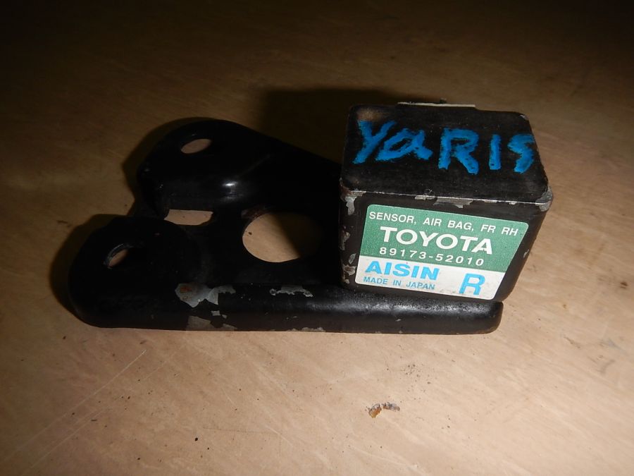 Датчик SRS Toyota