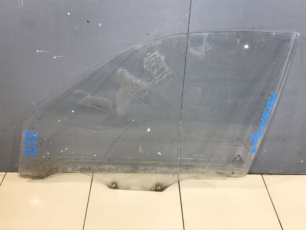 Стекло передней левой двери Hyundai