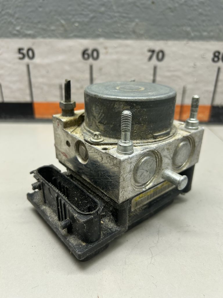 Блок ABS (насос) Nissan