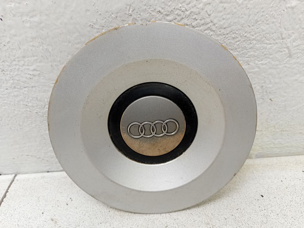 Колпачок литого диска Audi