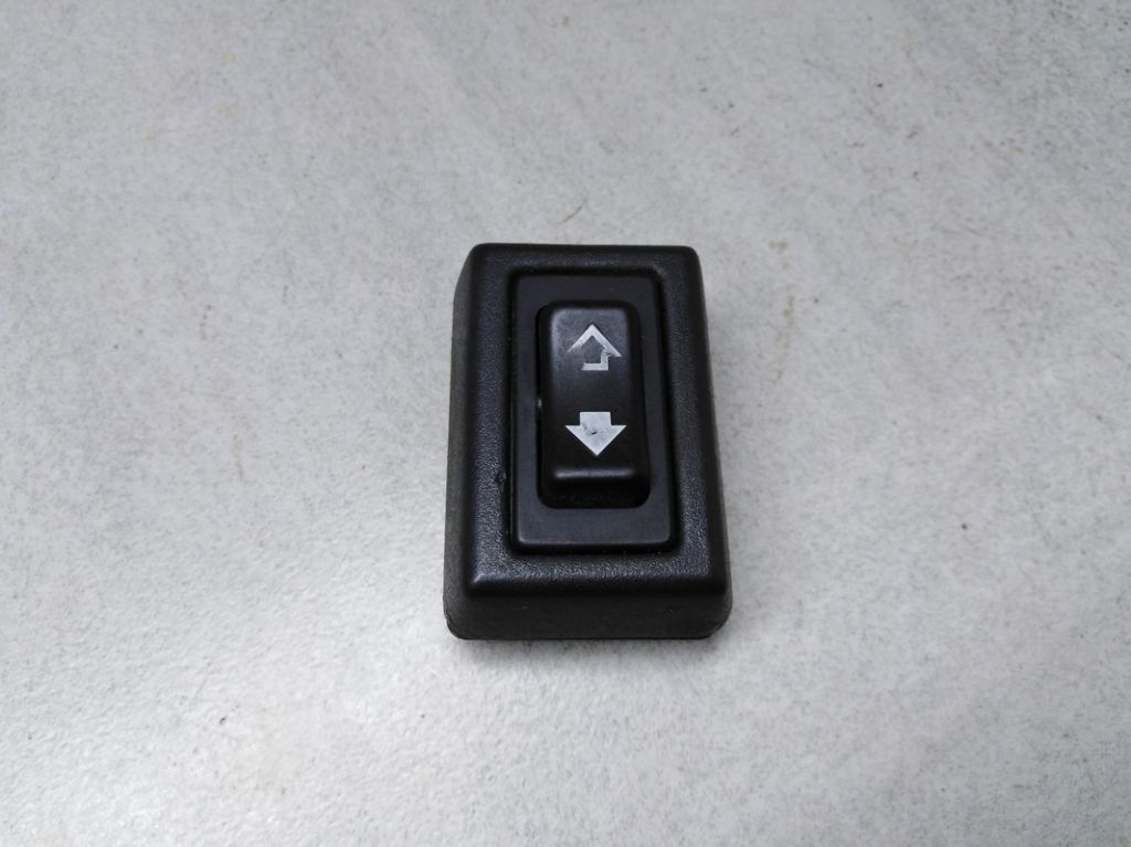 Кнопка стеклоподъемника Land Rover