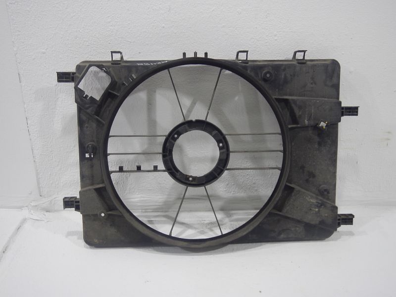 Диффузор вентилятора Opel