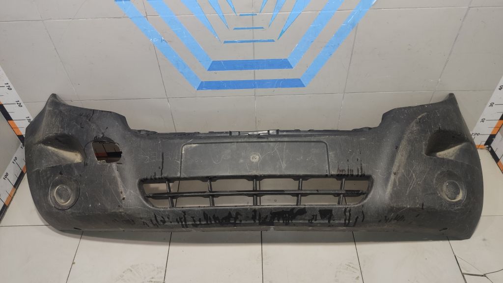 Бампер передний Renault