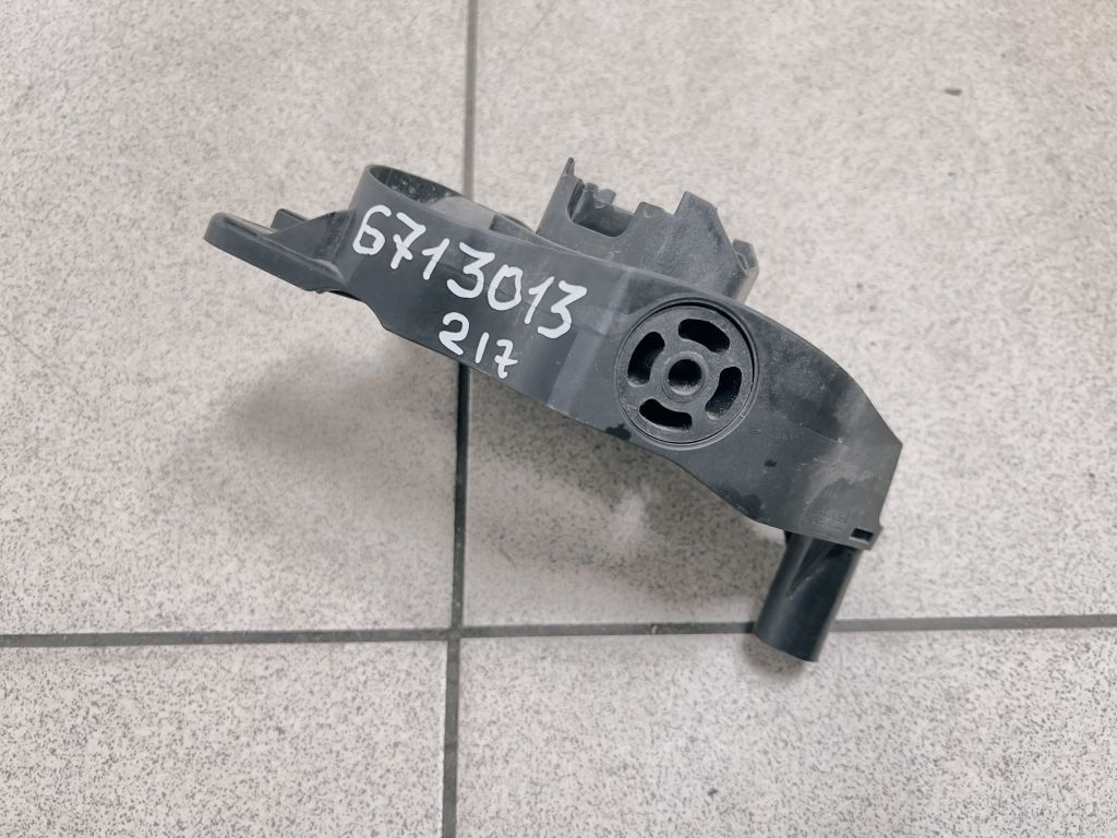 Кронштейн блока ABS Mercedes